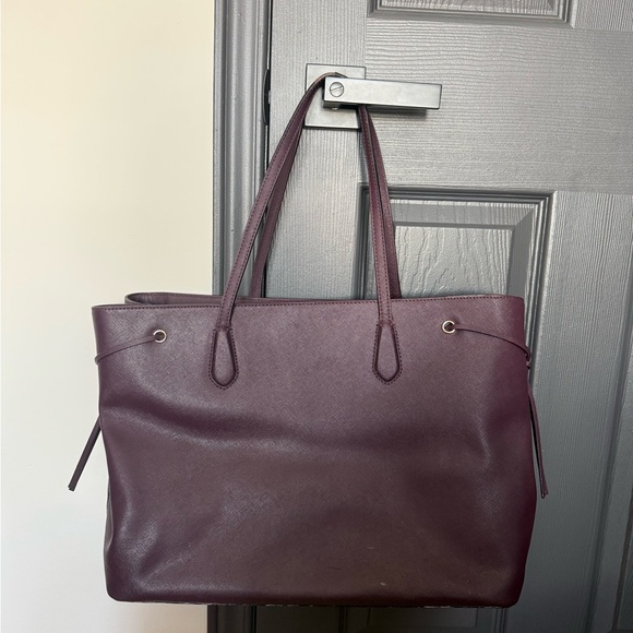 Kate Spade Large Purse - Picture 5 of 9